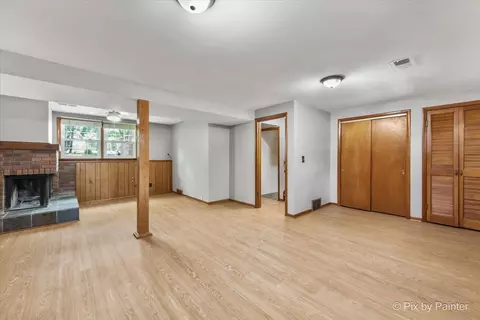 Living - 515 Crest Dr, Cary, IL 60013 photo 4 of 6