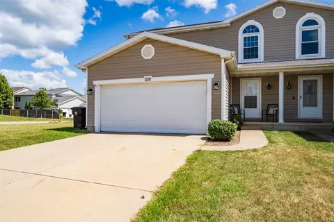 1110 Henry St, Normal, IL 61761