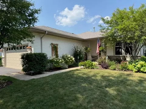12656 Cold Springs Dr, Huntley, IL 60142
