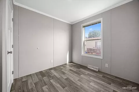 111 Daves Ct, Bartlett, IL 60103 photo 9