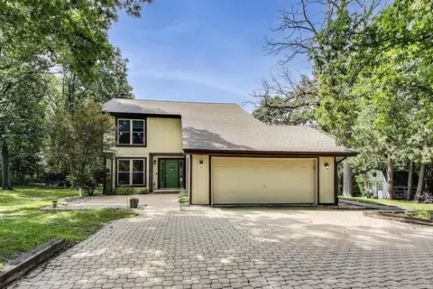 21191 Lisa Ln, Steger, IL 60475