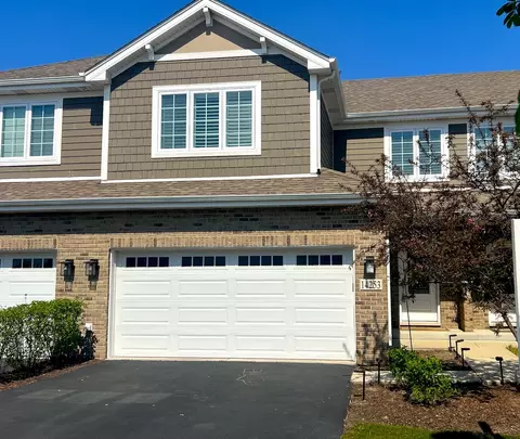 14253 Lacey Dr, Lemont, IL 60439