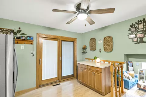 Entry Way - 800 Cedar Ln, Bartlett, IL 60103 photo 1 of 2