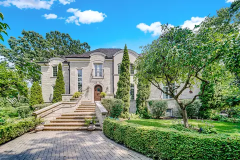4377 Oak Creek Ln, Long Grove, IL 60047