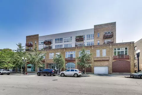 1225 W Morse Ave #506, Chicago, IL 60626