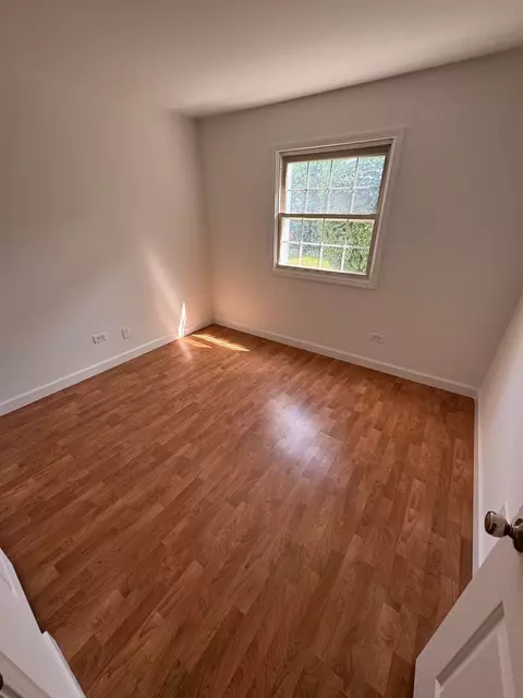 1317 Wye Ct, Wheeling, IL 60090 photo 9