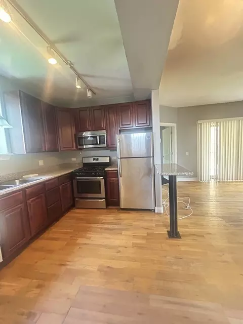 Kitchen - 1464 E 69th St #2N, Chicago, IL 60637 photo 1 of 3