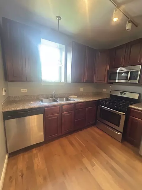 Kitchen - 1464 E 69th St #2N, Chicago, IL 60637 photo 3 of 3