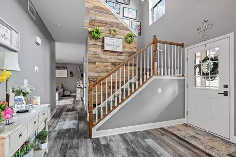 Entry Way - 24434 Kennedy Cir, Plainfield, IL 60544 photo 1 of 3