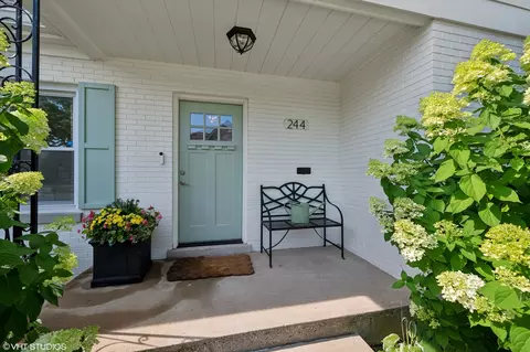 244 Elm St, Glenview, IL 60025 photo 4