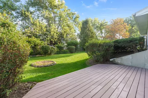 1360 Mayfield Ln, Hoffman Estates, IL 60169 photo 15