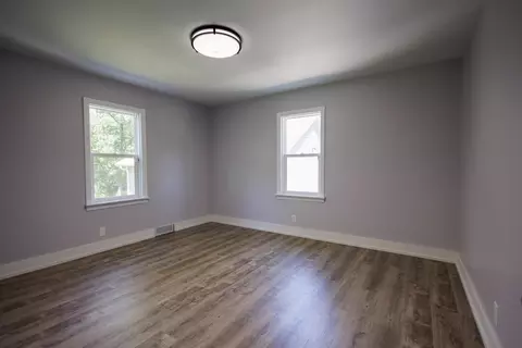 Bedroom - 855 E 5000s Rd, Kankakee, IL 60901 photo 1 of 11