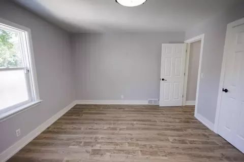 Bedroom - 855 E 5000s Rd, Kankakee, IL 60901 photo 4 of 11