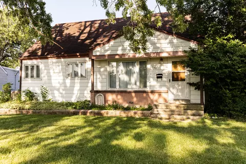 833 Joyce Ave, Melrose Park, IL 60164