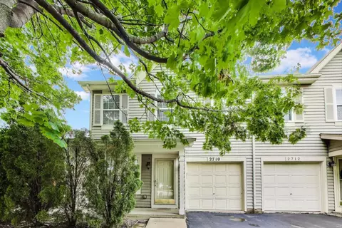 2710 Glenwood Ct, Naperville, IL 60564
