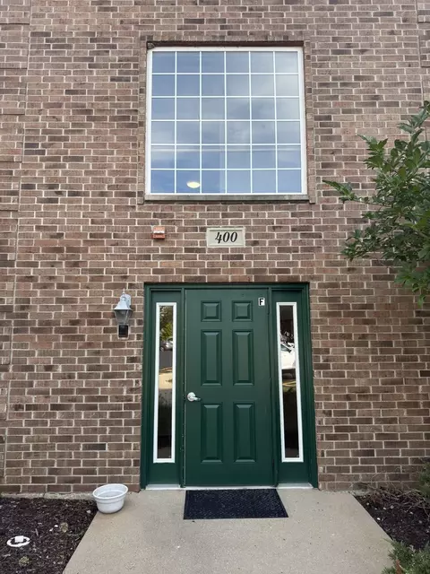 400 Cunat Blvd #2D, Richmond, IL 60071