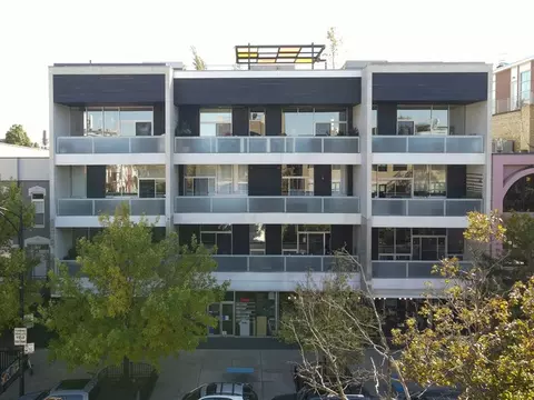 1711 W Division St #303, Chicago, IL 60622