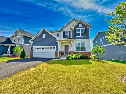 1447 Kessler Dr, Mundelein, IL 60060