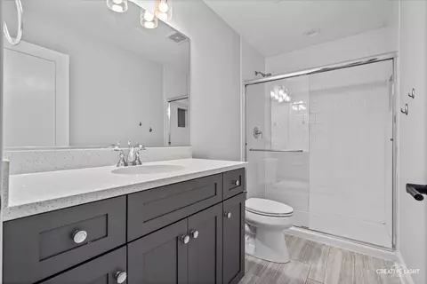 Bath - 26310 W Baxter Dr, Plainfield, IL 60585 photo 4 of 5