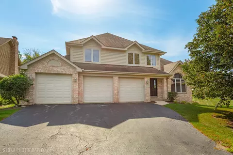 9215 Loch Glen Dr, Village Of Lakewood, IL 60014