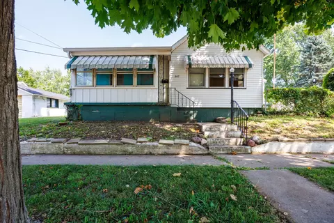 807 N Western Ave, Bloomington, IL 61701