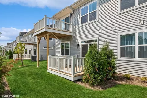341 Masters Dr, Addison, IL 60101 photo 15