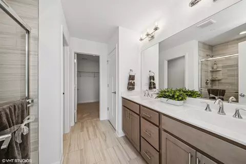341 Masters Dr, Addison, IL 60101 photo 11
