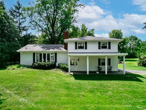 6780 Latham Rd, Rockford, IL 61101