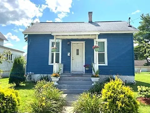 903 3rd Ave, Sterling, IL 61081