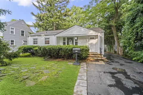 2954 Greenwood Ave, Highland Park, IL 60035
