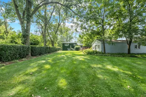 2430 S Plum Grove Rd, Palatine, IL 60067 photo 15