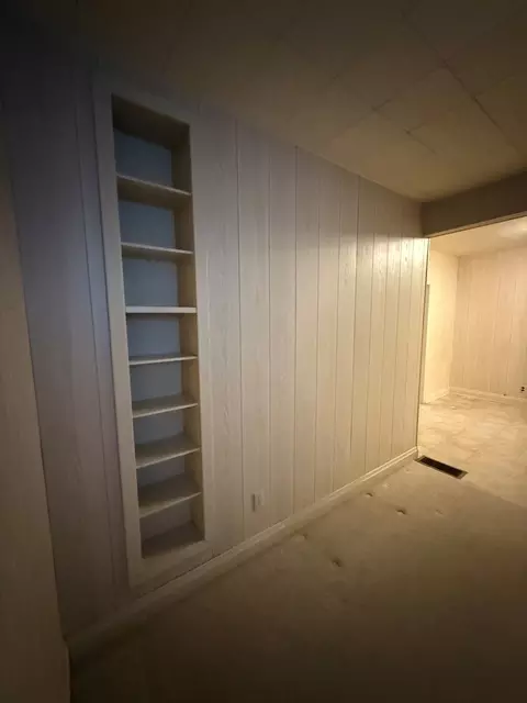Entry Way - 1824 Clark St, Dixon, IL 61021 photo 1 of 1