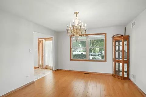 Living - 1665 Fox Hound Trl, Beecher, IL 60401 photo 5 of 5