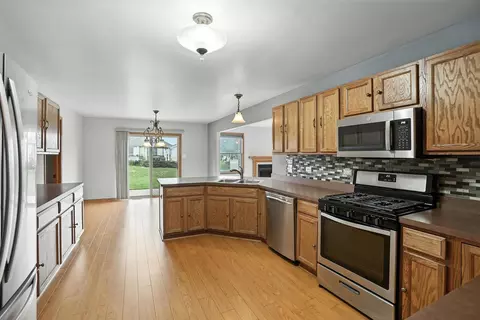 Kitchen - 1665 Fox Hound Trl, Beecher, IL 60401 photo 1 of 3