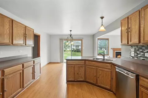 Kitchen - 1665 Fox Hound Trl, Beecher, IL 60401 photo 2 of 3