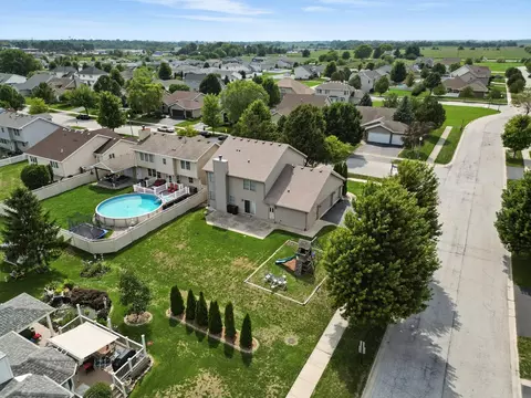 View/Area - 1665 Fox Hound Trl, Beecher, IL 60401 photo 2 of 8
