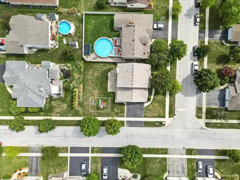 View/Area - 1665 Fox Hound Trl, Beecher, IL 60401 photo 8 of 8