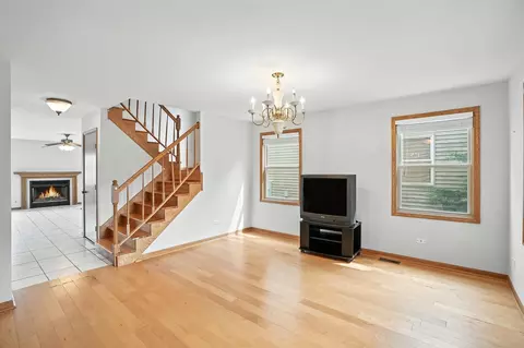 Living - 1665 Fox Hound Trl, Beecher, IL 60401 photo 2 of 5