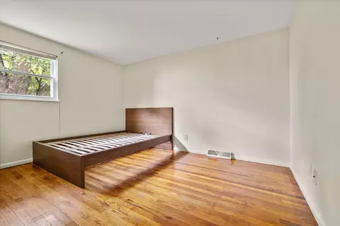 Bedroom - 608 Maple St, Bloomington, IL 61701 photo 3 of 3