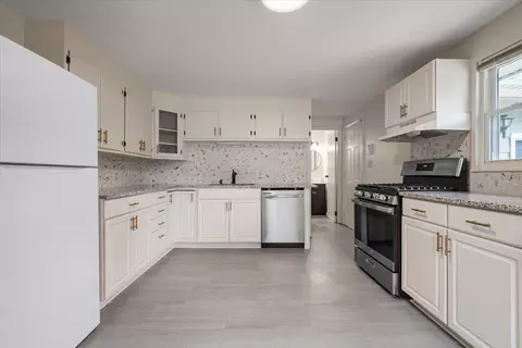 Kitchen - 608 Maple St, Bloomington, IL 61701 photo 1 of 4