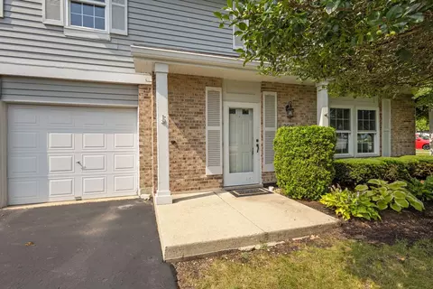 3016 Anton Dr, Aurora, IL 60504