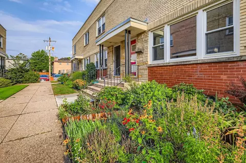 333 Wesley Ave, Oak Park, IL 60302