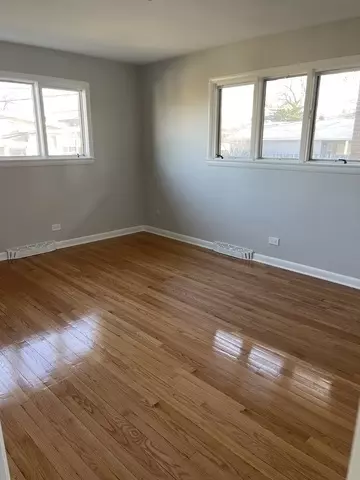 9113 S Constance Ave, Chicago, IL 60617 photo 5