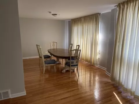 9113 S Constance Ave, Chicago, IL 60617 photo 3