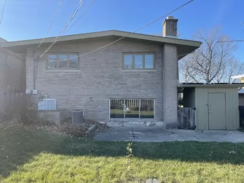 9113 S Constance Ave, Chicago, IL 60617 photo 10