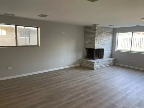 9113 S Constance Ave, Chicago, IL 60617 photo 9