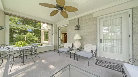 Exterior - 706 E Fellows St, Dixon, IL 61021 photo 6 of 15
