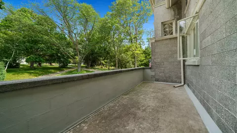Exterior - 706 E Fellows St, Dixon, IL 61021 photo 10 of 15
