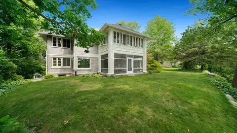 Exterior - 706 E Fellows St, Dixon, IL 61021 photo 2 of 15