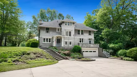 Exterior - 706 E Fellows St, Dixon, IL 61021 photo 15 of 15